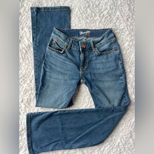 Wrangler’s Retro Mae Women’s Boot cut Jeans 5x30
